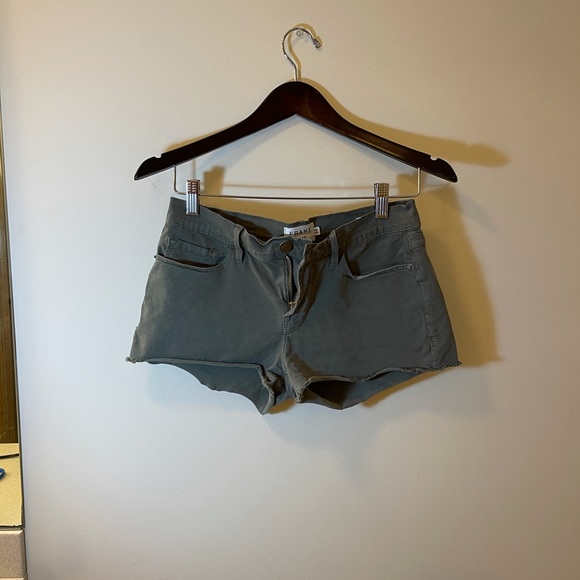 Frame olive green shorts - Picture 2 of 11